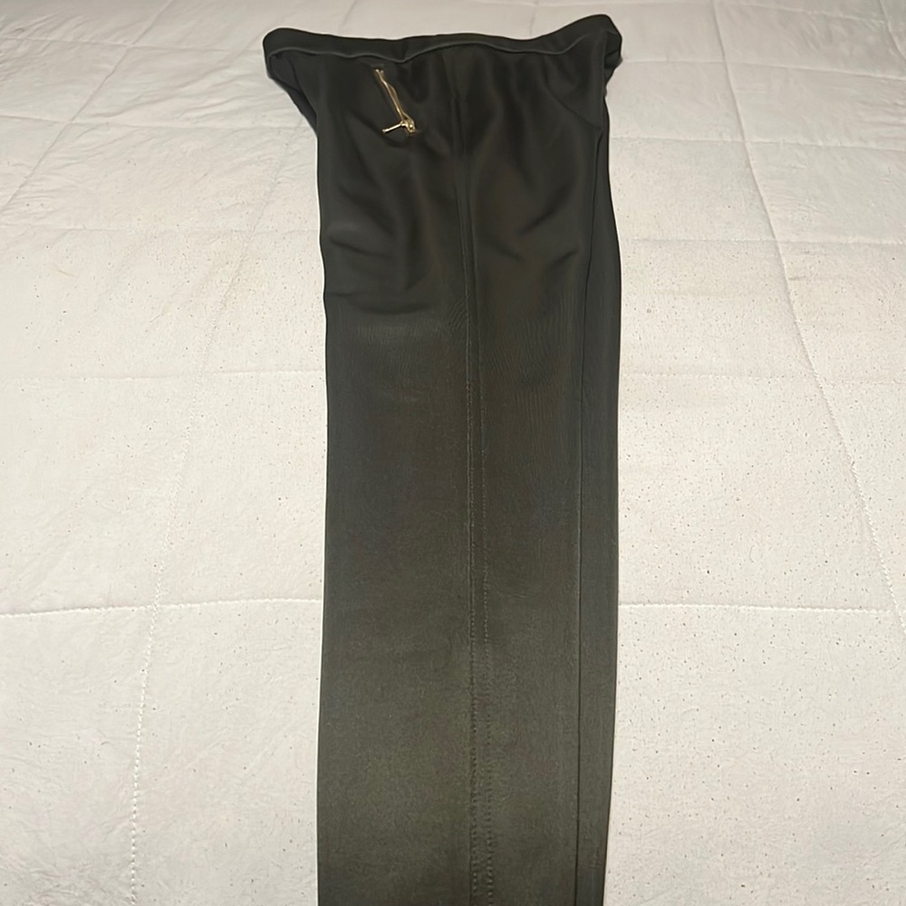 Modish one pants